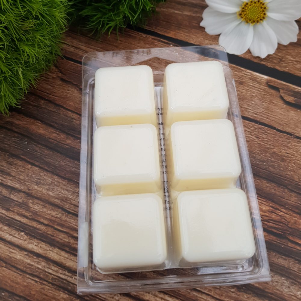 Christmas Magic Aroma Wax Melts Love Country by Sarah Reilly